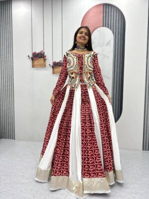 Rageshvari Creation Navratri Special Pure Cotton 6-Meter Flair Gamthi Work Chaniya Choli Set