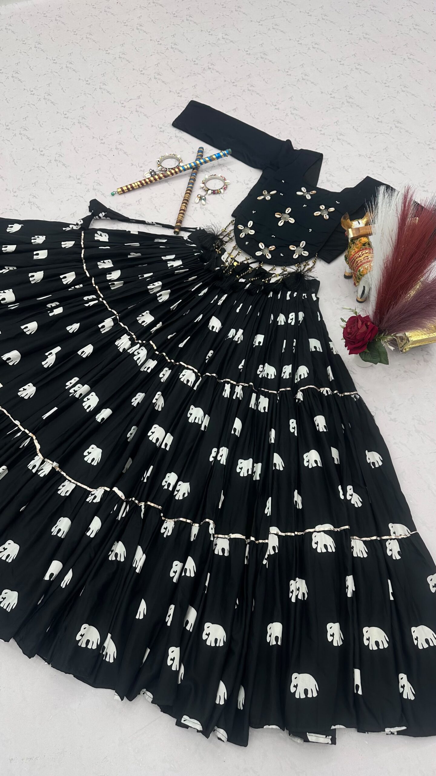 Rageshvari Creation Navratri Special Pure Cotton 9-Meter Flair Hand Work & Real Kodi Lehenga Choli - Image 3