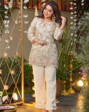 Rageshvari Creation Off-White French Crepe Embroidered Co-Ord Set – Kurta & Pants Outfit