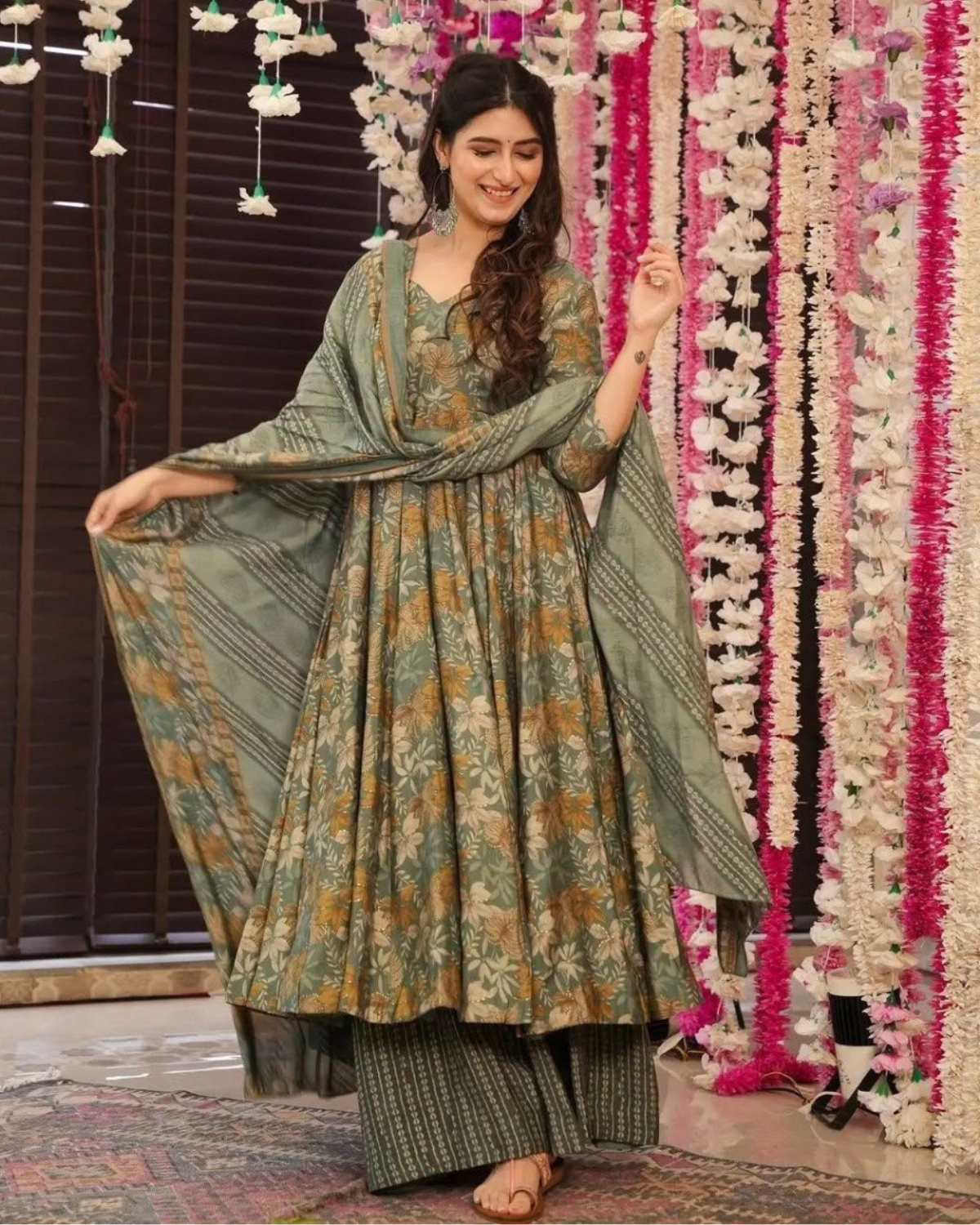 Rageshvari Fashion Green Fullpatti Printed Rayon Anarkali Suit Set