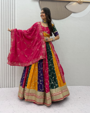 Rageshvari Creation Navratri Special Milky Silk 6-Meter Flair Vintage Chaniya Choli Set